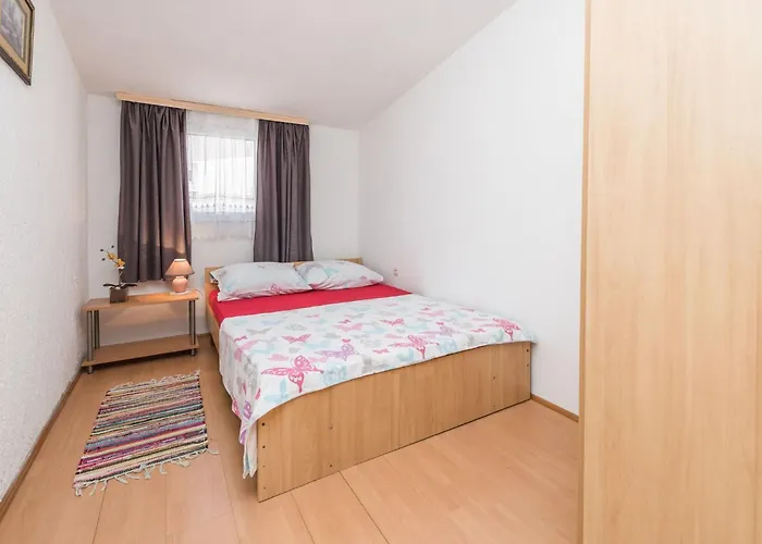 Bubanovic By Interhome Apartamento Vir